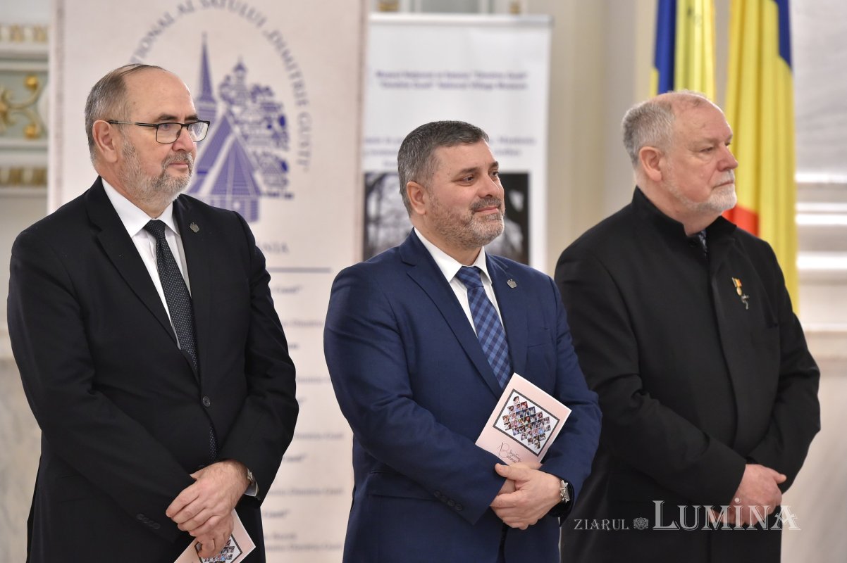 Expoziţia-atelier „Patrimoniul imaterial UNESCO din România şi Republica Moldova”, la Palatul Parlamentului 245983