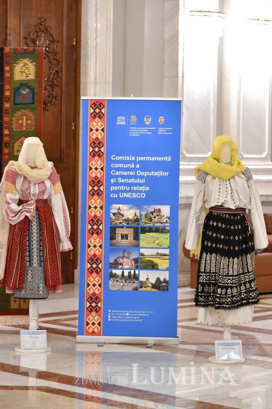 Expoziţia-atelier „Patrimoniul imaterial UNESCO din România şi Republica Moldova”, la Palatul Parlamentului 245984