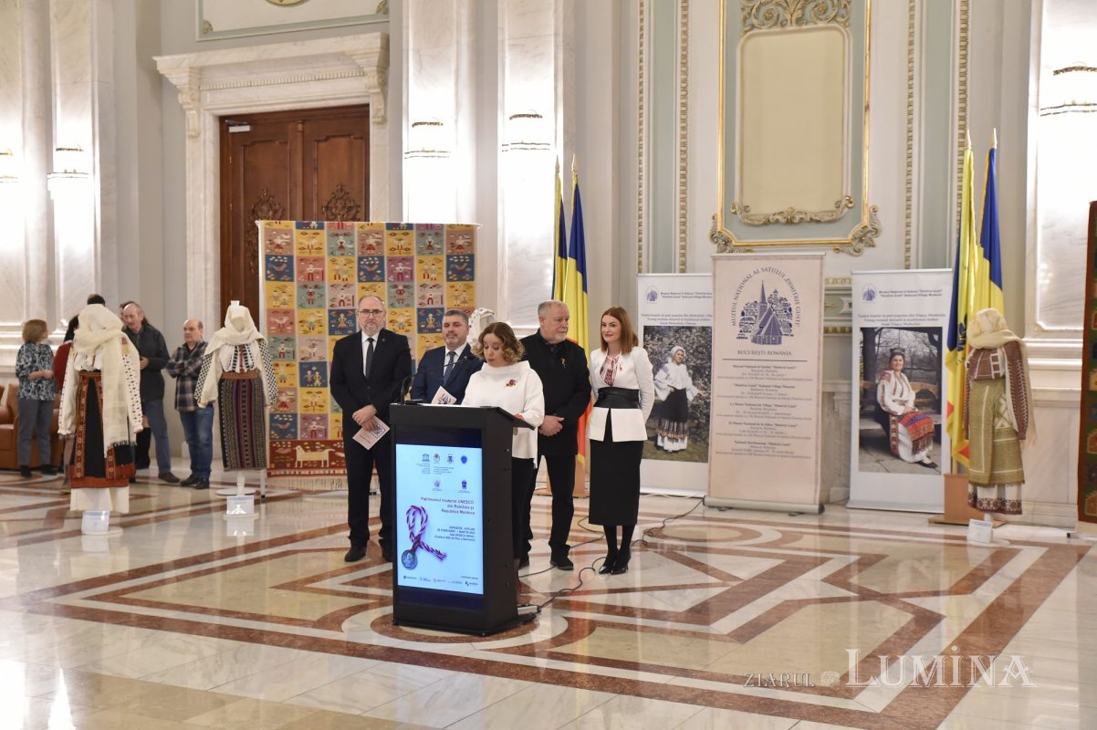 Expoziţia-atelier „Patrimoniul imaterial UNESCO din România şi Republica Moldova”, la Palatul Parlamentului 245986