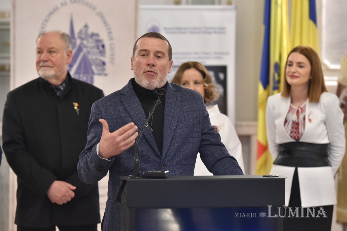 Expoziţia-atelier „Patrimoniul imaterial UNESCO din România şi Republica Moldova”, la Palatul Parlamentului 245987