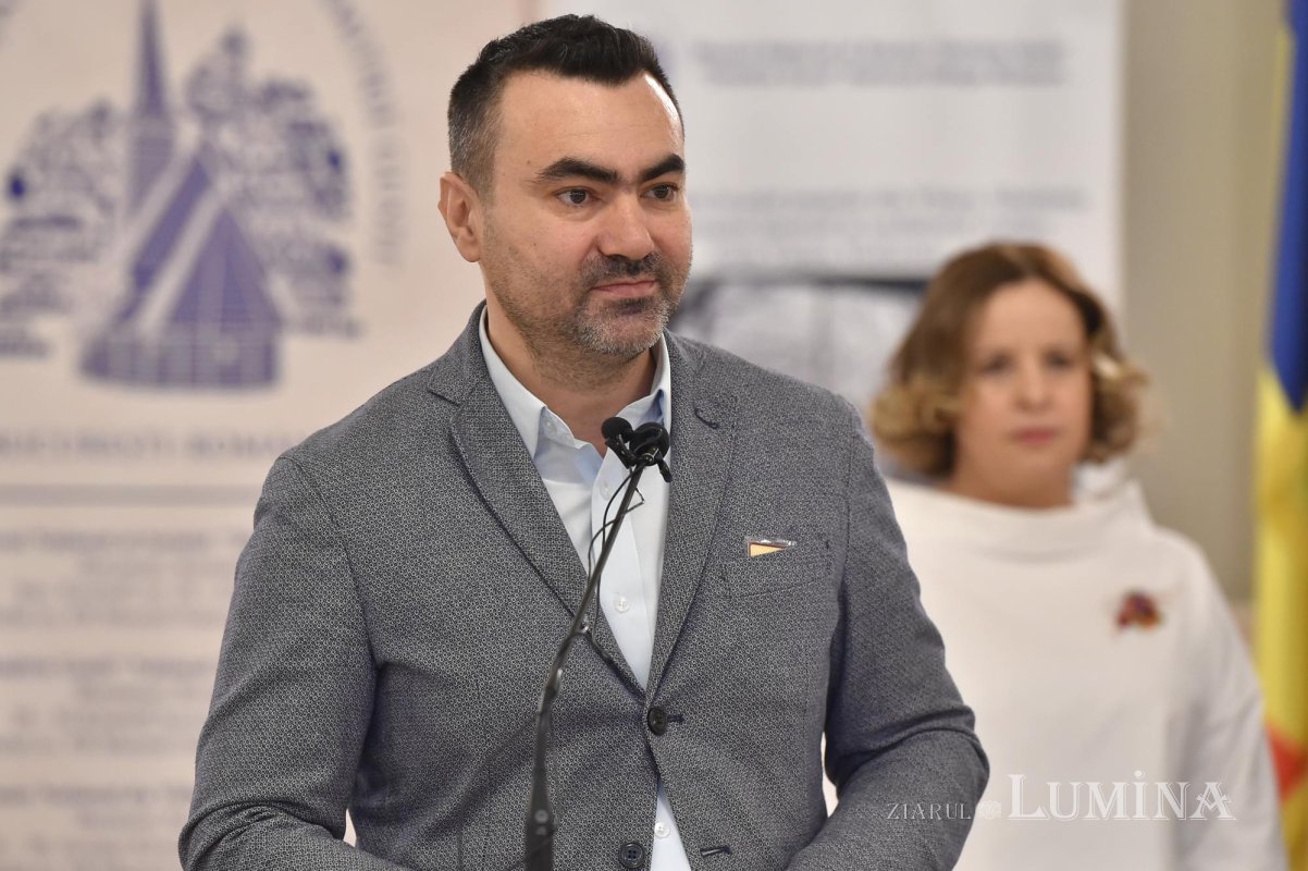 Expoziţia-atelier „Patrimoniul imaterial UNESCO din România şi Republica Moldova”, la Palatul Parlamentului 245989