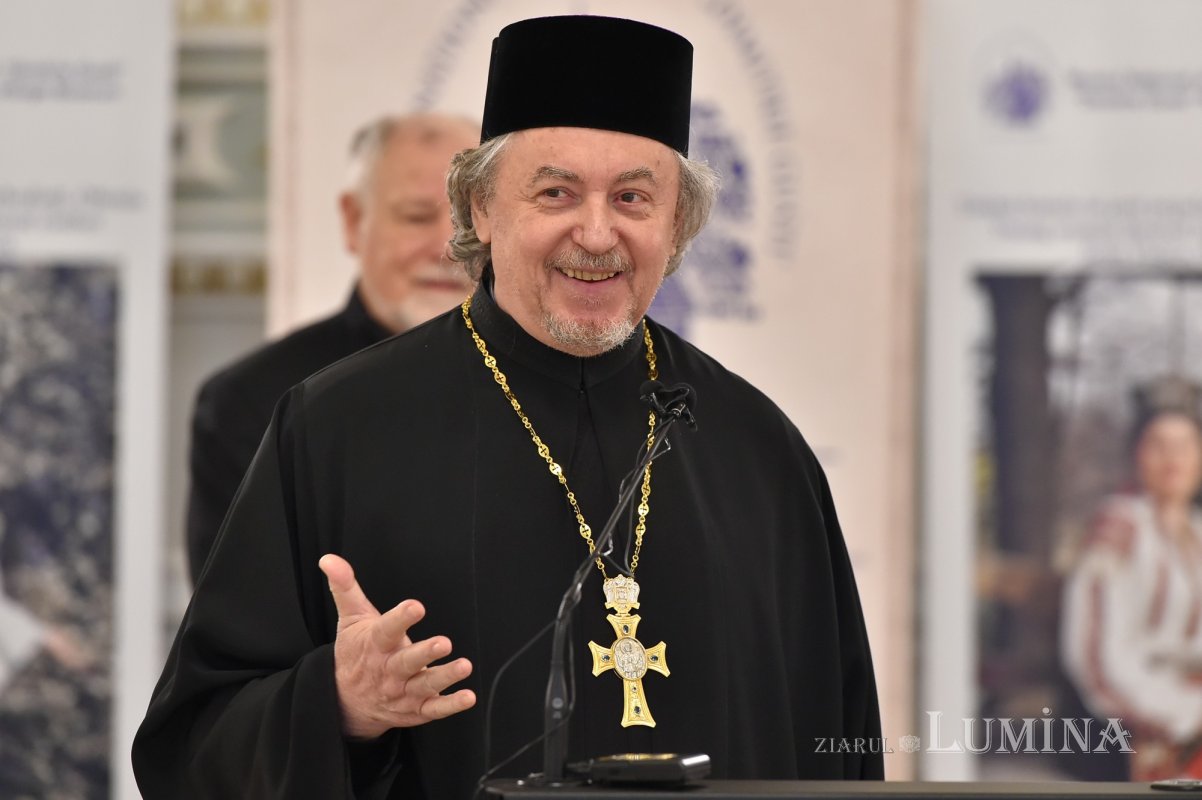 Expoziţia-atelier „Patrimoniul imaterial UNESCO din România şi Republica Moldova”, la Palatul Parlamentului 245991