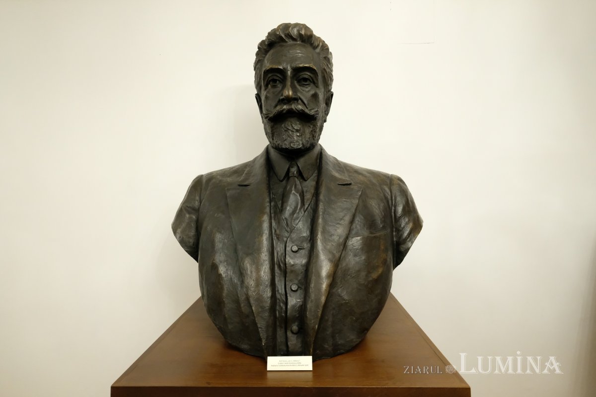 Arhitecții modernizării României 246110