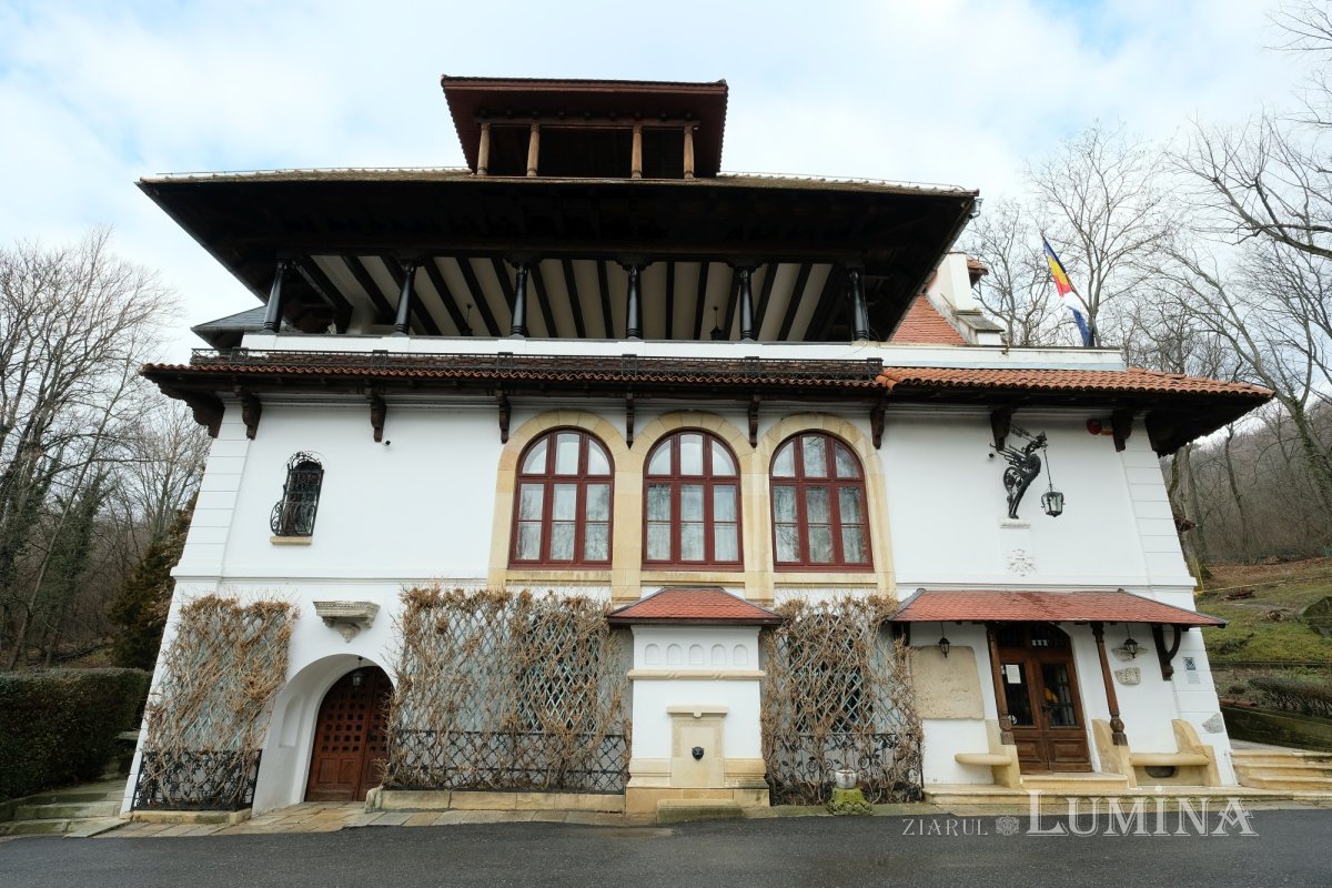 Arhitecții modernizării României 246124