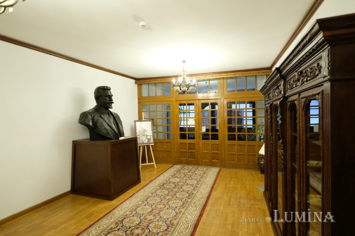 Arhitecții modernizării României 246132