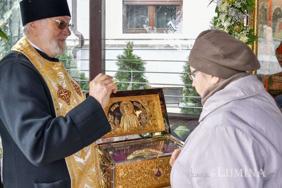 Fidelitate și cinstirea sfinților la Biserica Icoanei din Capitală 246245