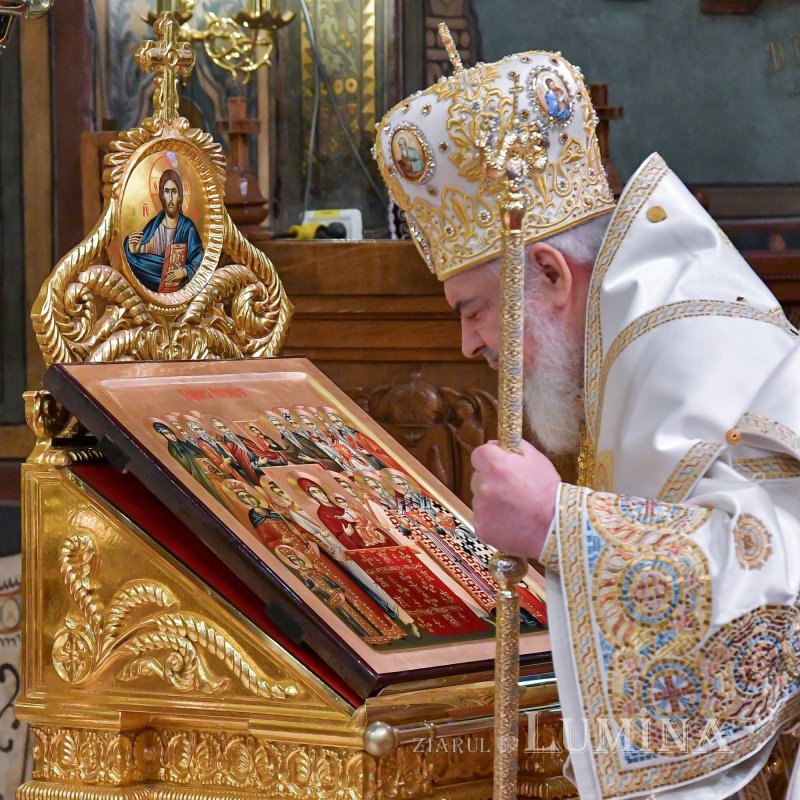 „Icoanele prezintă o vedere profetică a viitorului ultim al omenirii” 246333