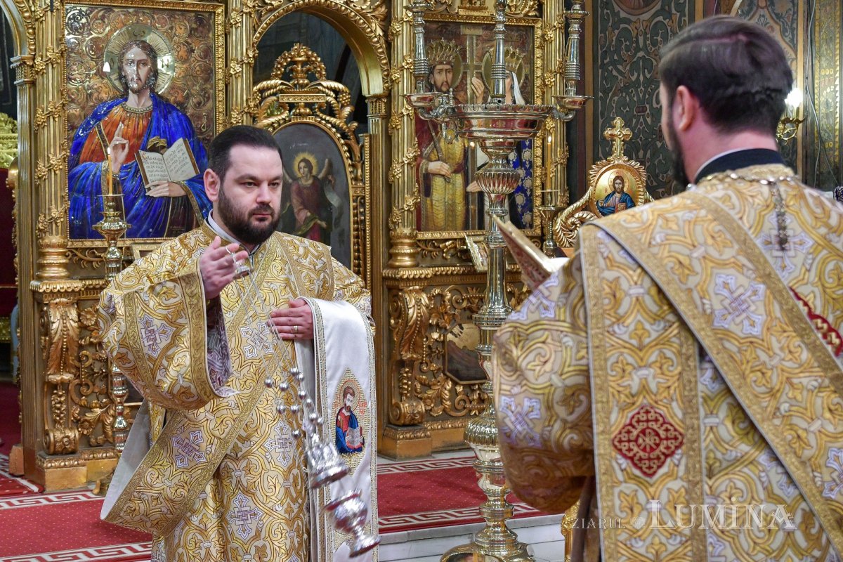 „Icoanele prezintă o vedere profetică a viitorului ultim al omenirii” 246350