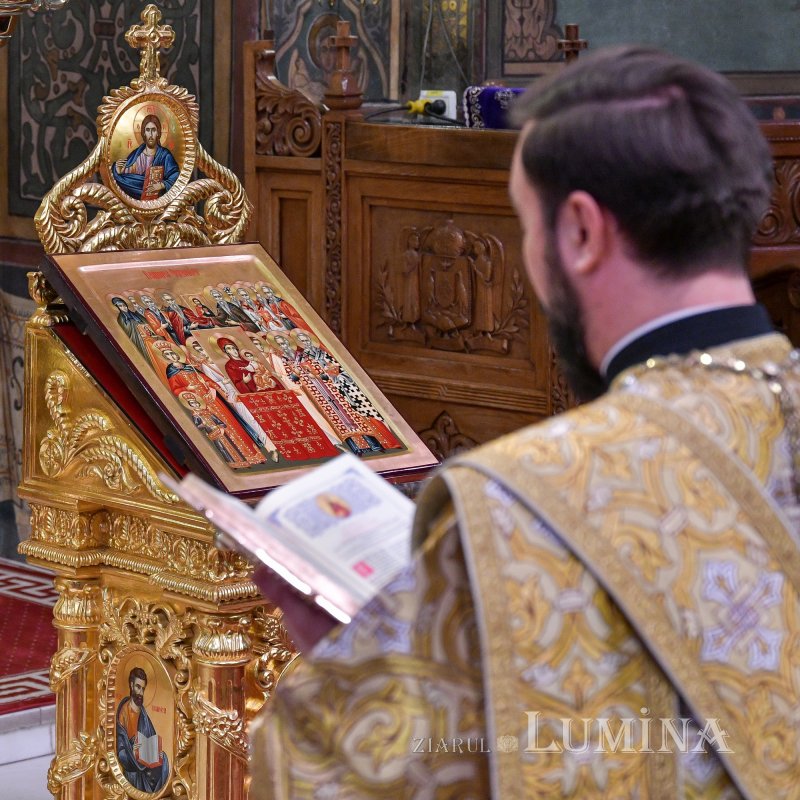 „Icoanele prezintă o vedere profetică a viitorului ultim al omenirii” 246352