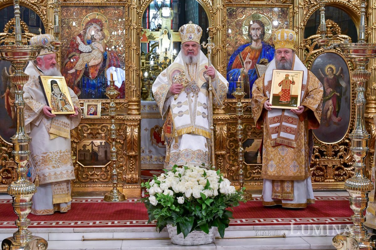 „Icoanele prezintă o vedere profetică a viitorului ultim al omenirii” 246387