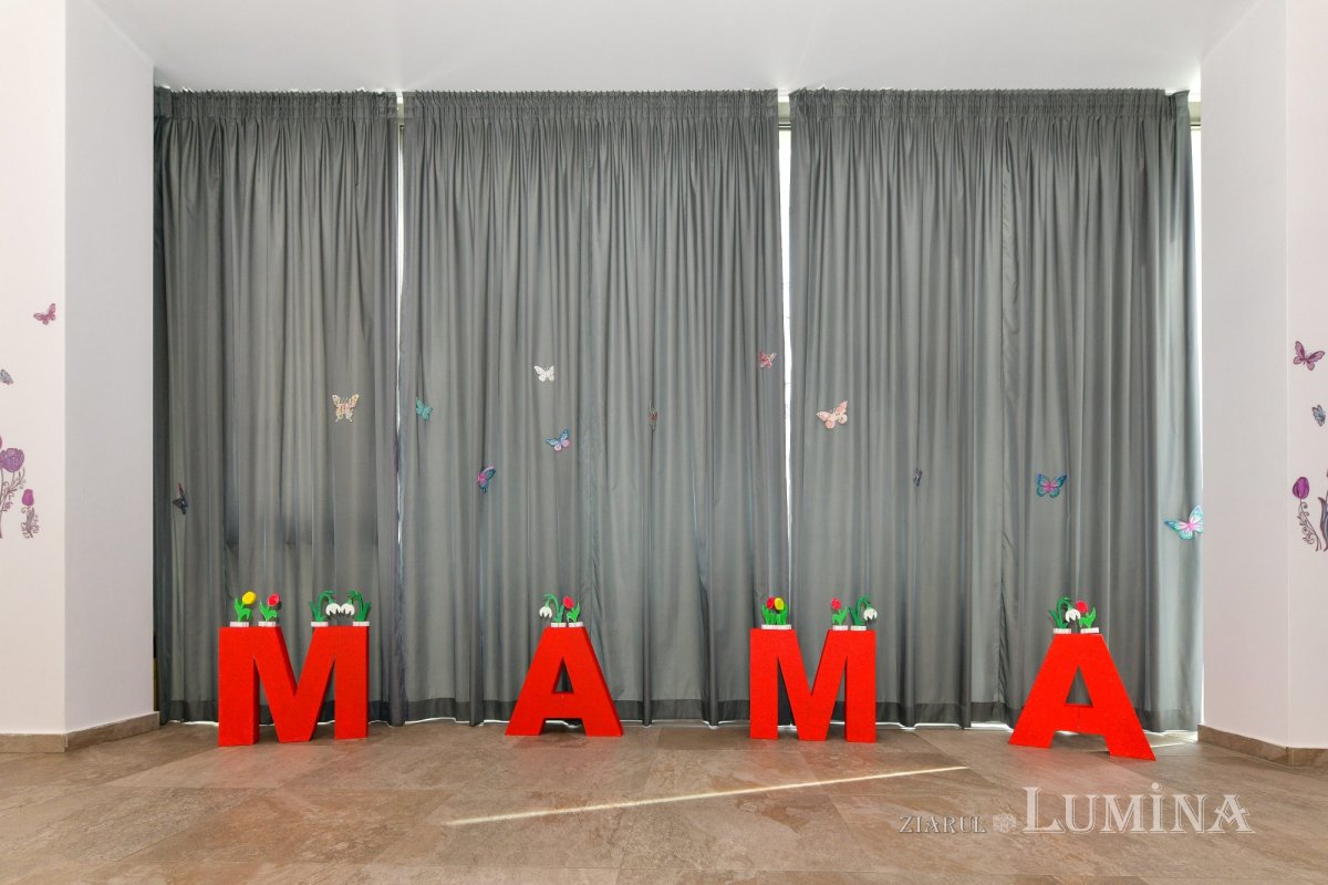 Serbare dedicată mamelor la Grădinița Patriarhiei Române 246681