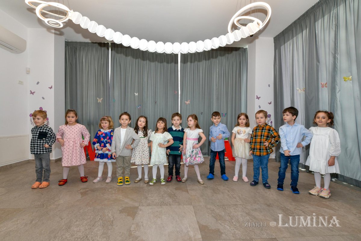 Serbare dedicată mamelor la Grădinița Patriarhiei Române 246686