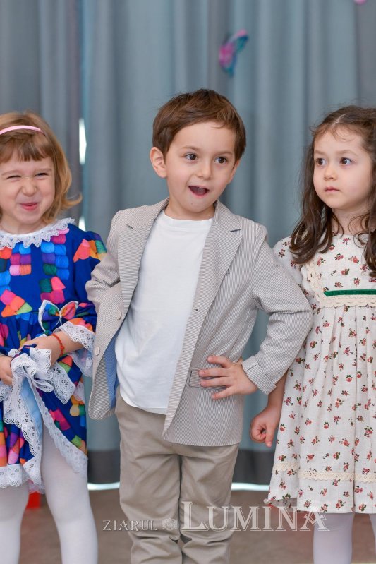 Serbare dedicată mamelor la Grădinița Patriarhiei Române 246691