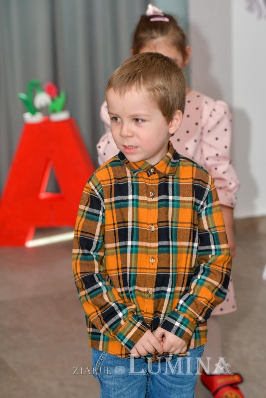 Serbare dedicată mamelor la Grădinița Patriarhiei Române 246701