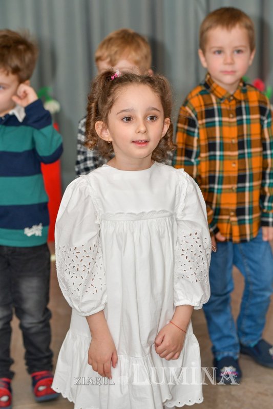 Serbare dedicată mamelor la Grădinița Patriarhiei Române 246703