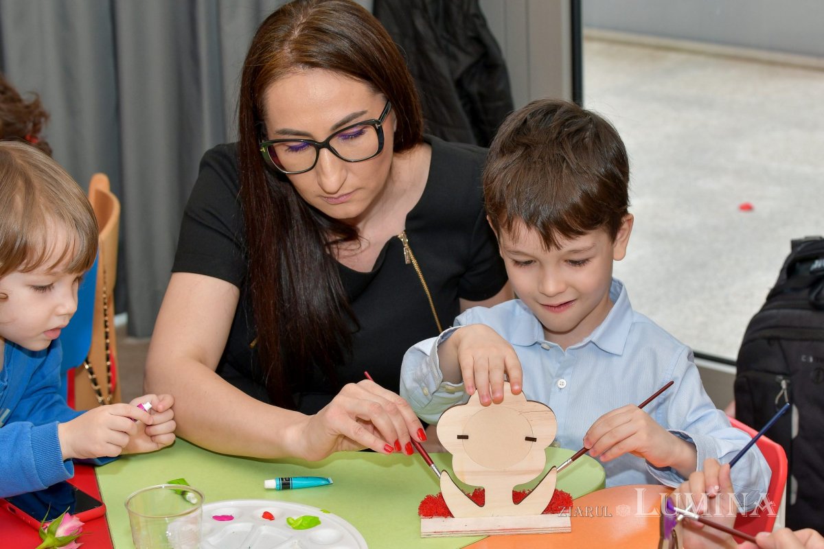 Serbare dedicată mamelor la Grădinița Patriarhiei Române 246727