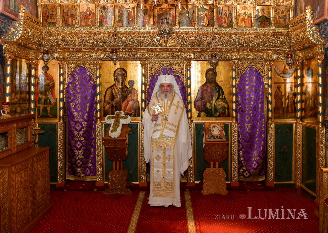 Duminica Sfintei Cruci, prevestire a Pătimirilor și slavei Învierii lui Hristos 247504