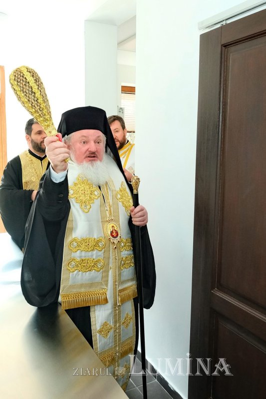 Inaugurarea unui centru social pentru vârstnici în orașul Ploiești 247611