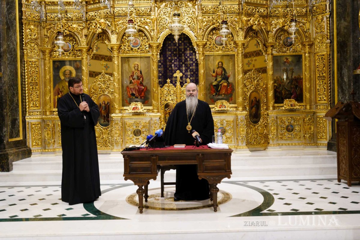 Episcopul Hușilor a conferențiat la Biserica Domnița Bălașa din Capitală 248011