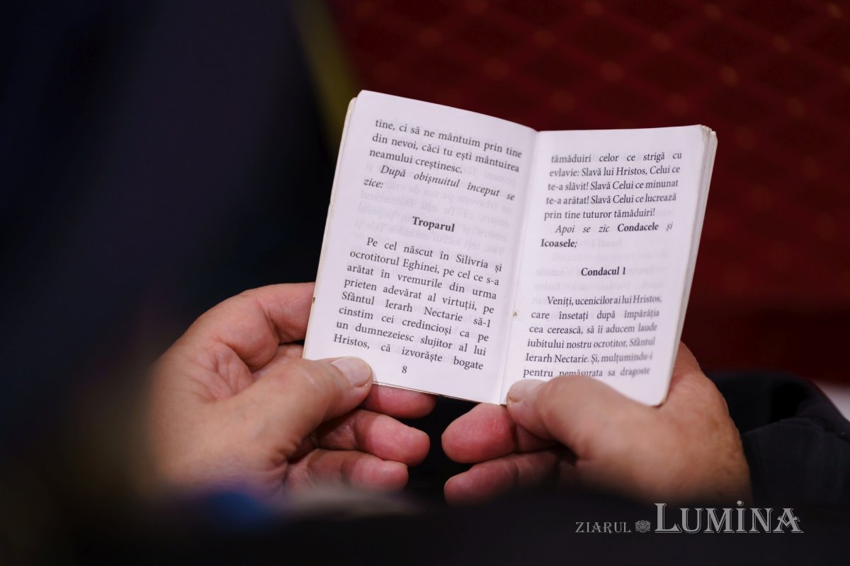 Episcopul Hușilor a conferențiat la Biserica Domnița Bălașa din Capitală 248018