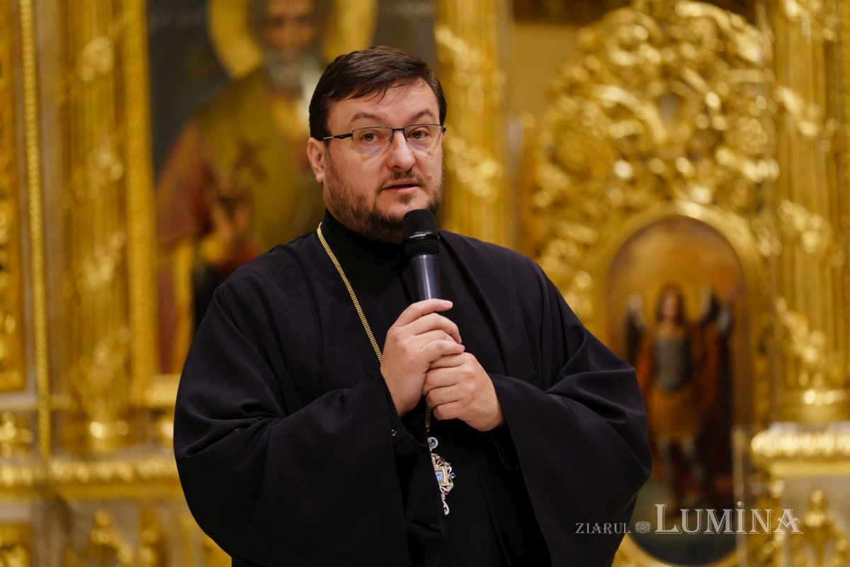 Episcopul Hușilor a conferențiat la Biserica Domnița Bălașa din Capitală 248030