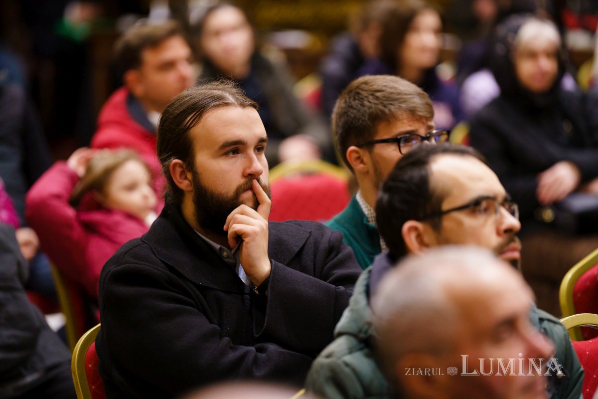 Episcopul Hușilor a conferențiat la Biserica Domnița Bălașa din Capitală 248041