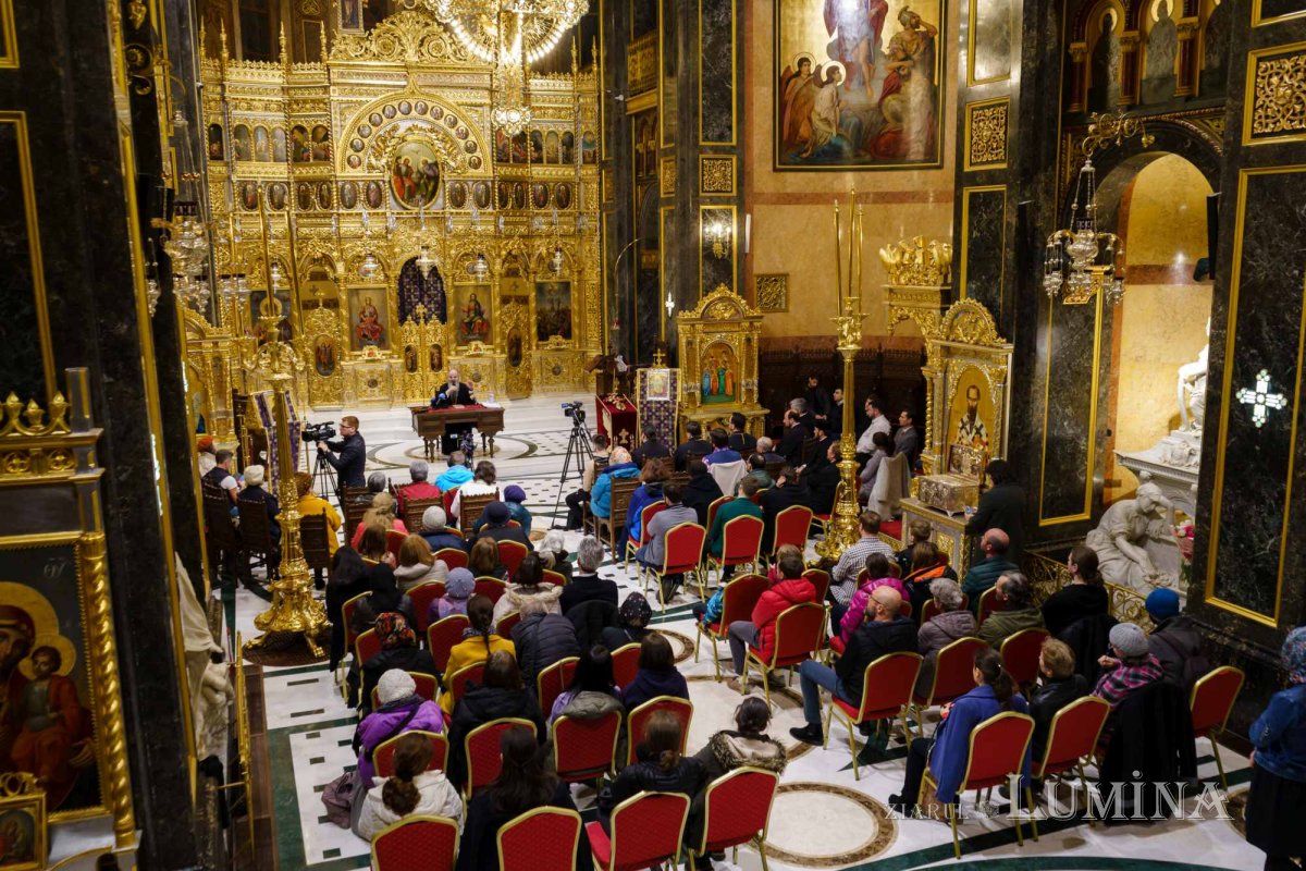 Episcopul Hușilor a conferențiat la Biserica Domnița Bălașa din Capitală 248054
