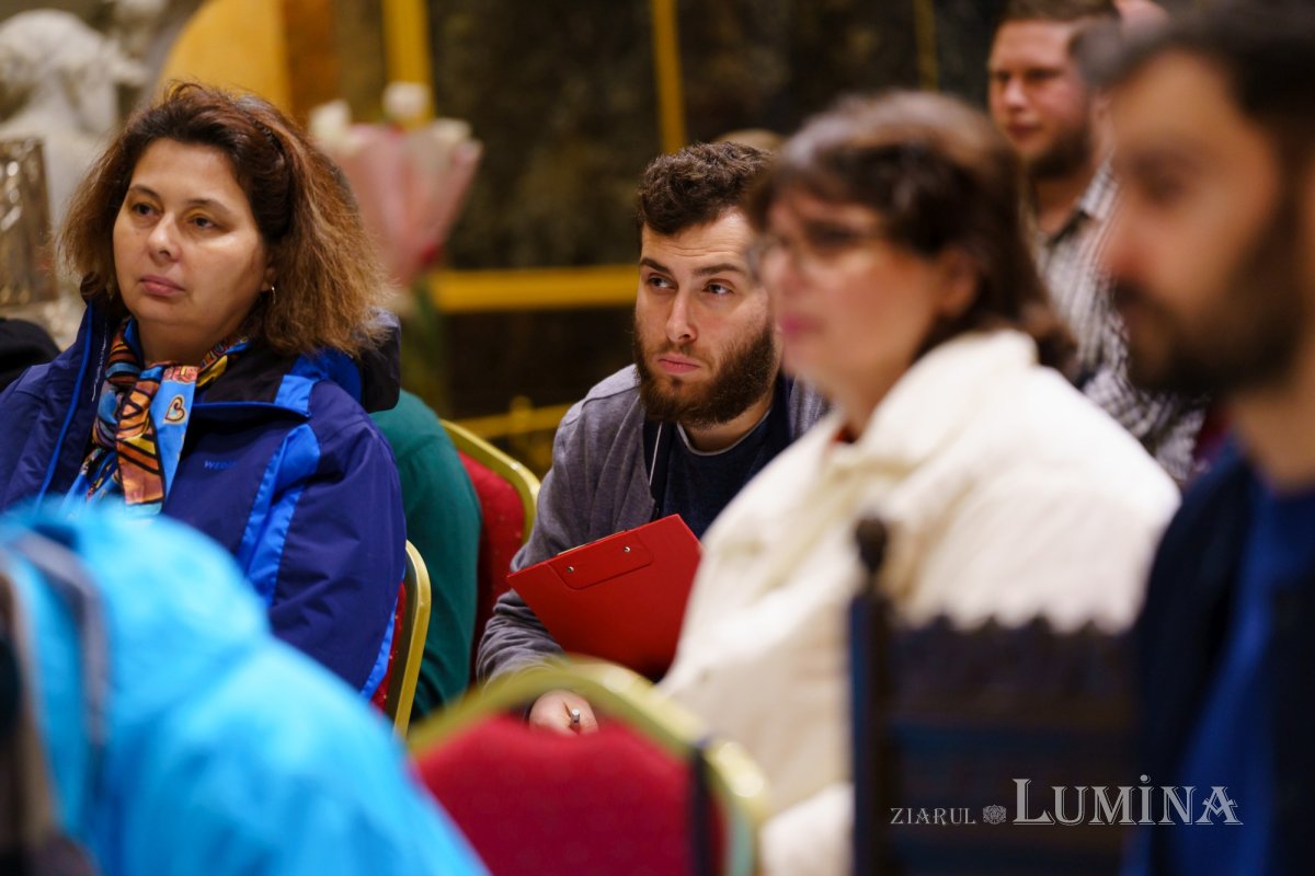 Episcopul Hușilor a conferențiat la Biserica Domnița Bălașa din Capitală 248090