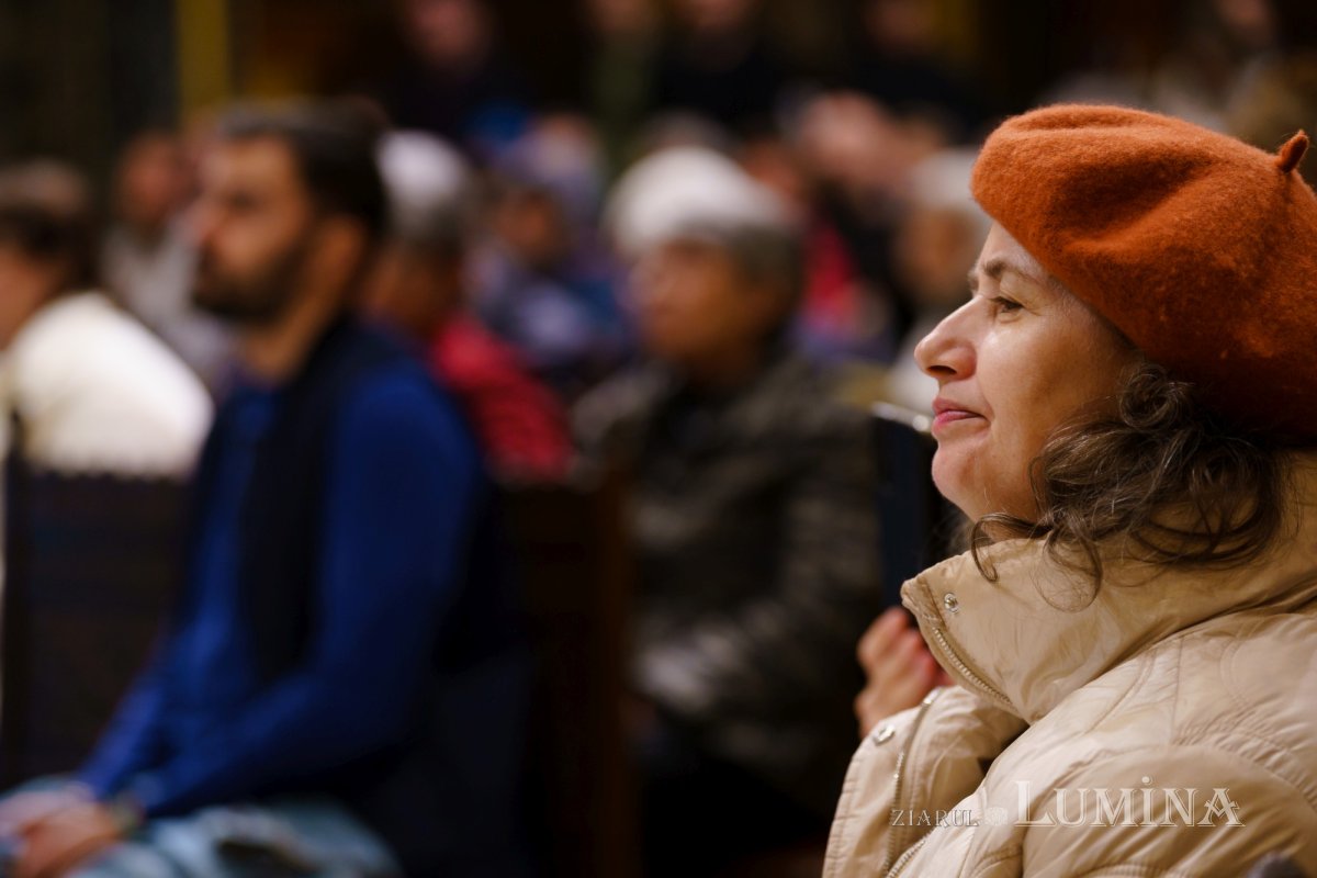 Episcopul Hușilor a conferențiat la Biserica Domnița Bălașa din Capitală 248091