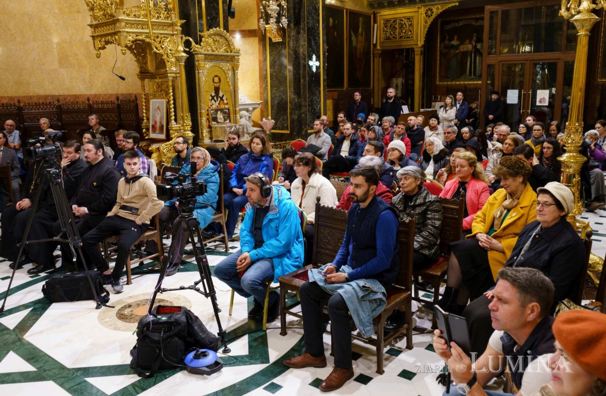 Episcopul Hușilor a conferențiat la Biserica Domnița Bălașa din Capitală 248092