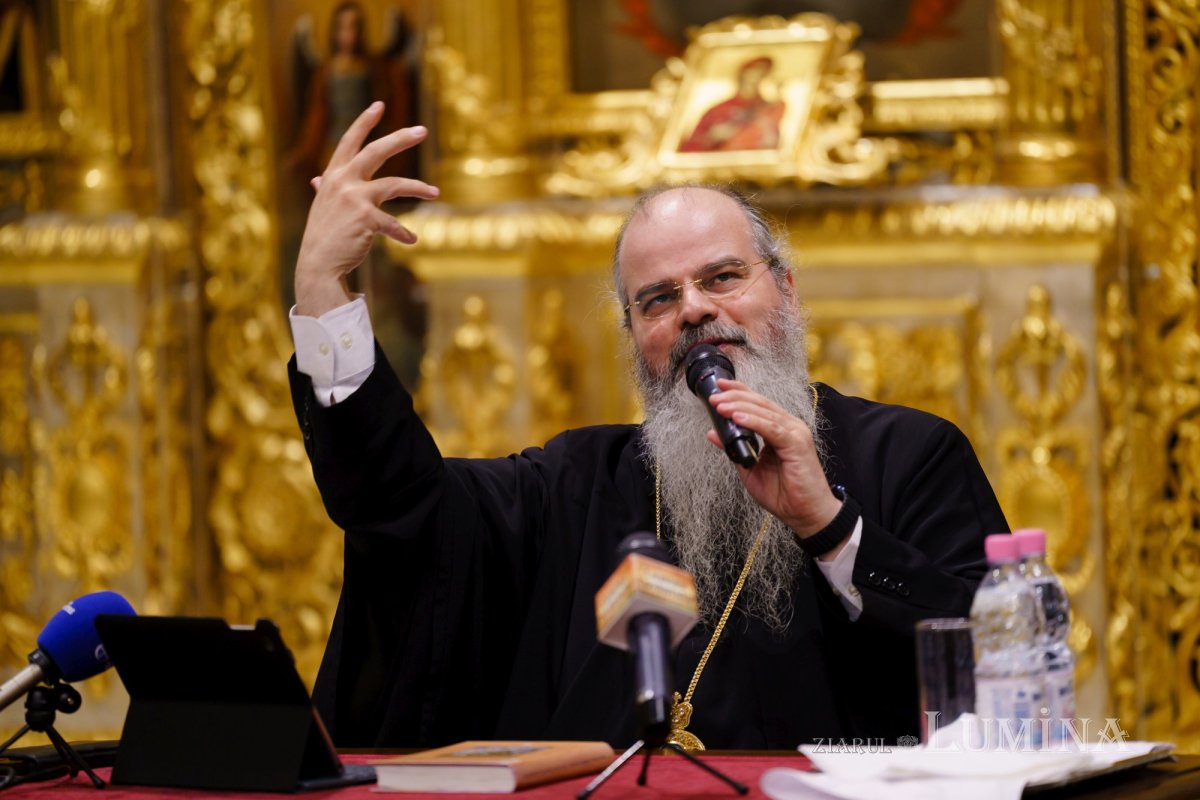 Episcopul Hușilor a conferențiat la Biserica Domnița Bălașa din Capitală 248097