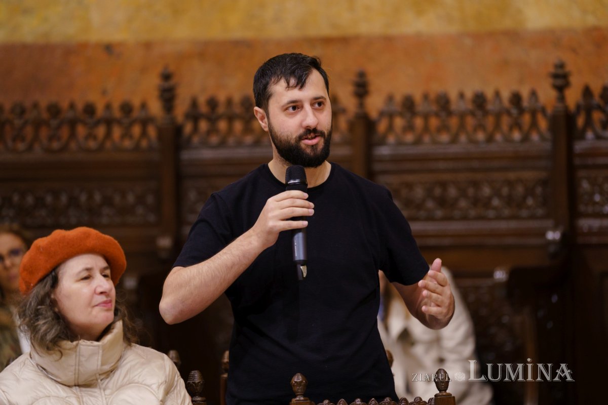 Episcopul Hușilor a conferențiat la Biserica Domnița Bălașa din Capitală 248099