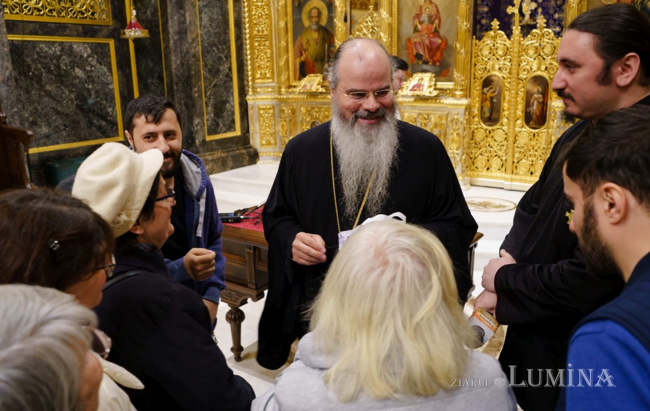 Episcopul Hușilor a conferențiat la Biserica Domnița Bălașa din Capitală 248101