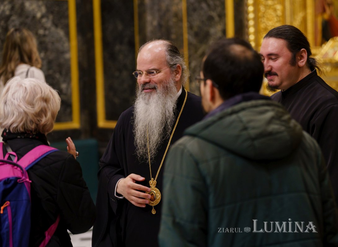 Episcopul Hușilor a conferențiat la Biserica Domnița Bălașa din Capitală 248103