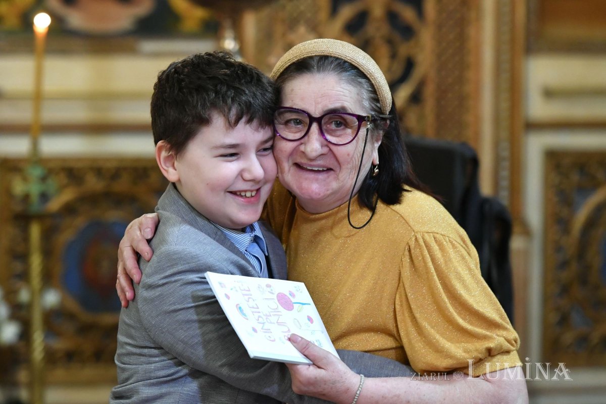 Proiect catehetic desfăşurat la Parohia Zlătari din Bucureşti 248154