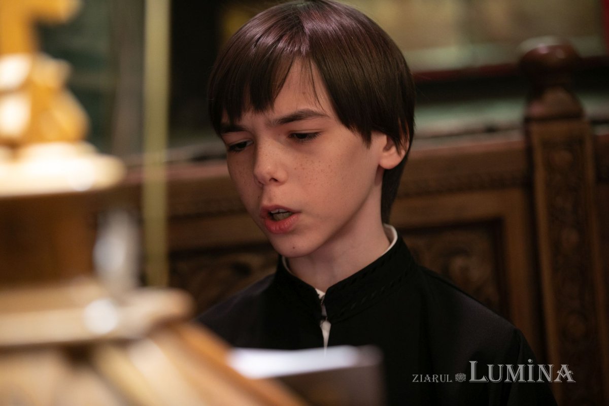 „Întruparea Fiului veșnic al lui Dumnezeu este o lucrare a întregii Sfinte Treimi” 248177