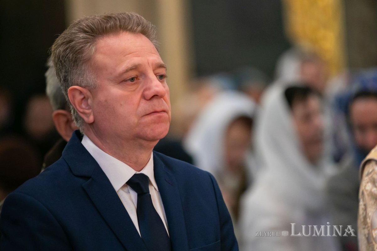 „Întruparea Fiului veșnic al lui Dumnezeu este o lucrare a întregii Sfinte Treimi” 248195