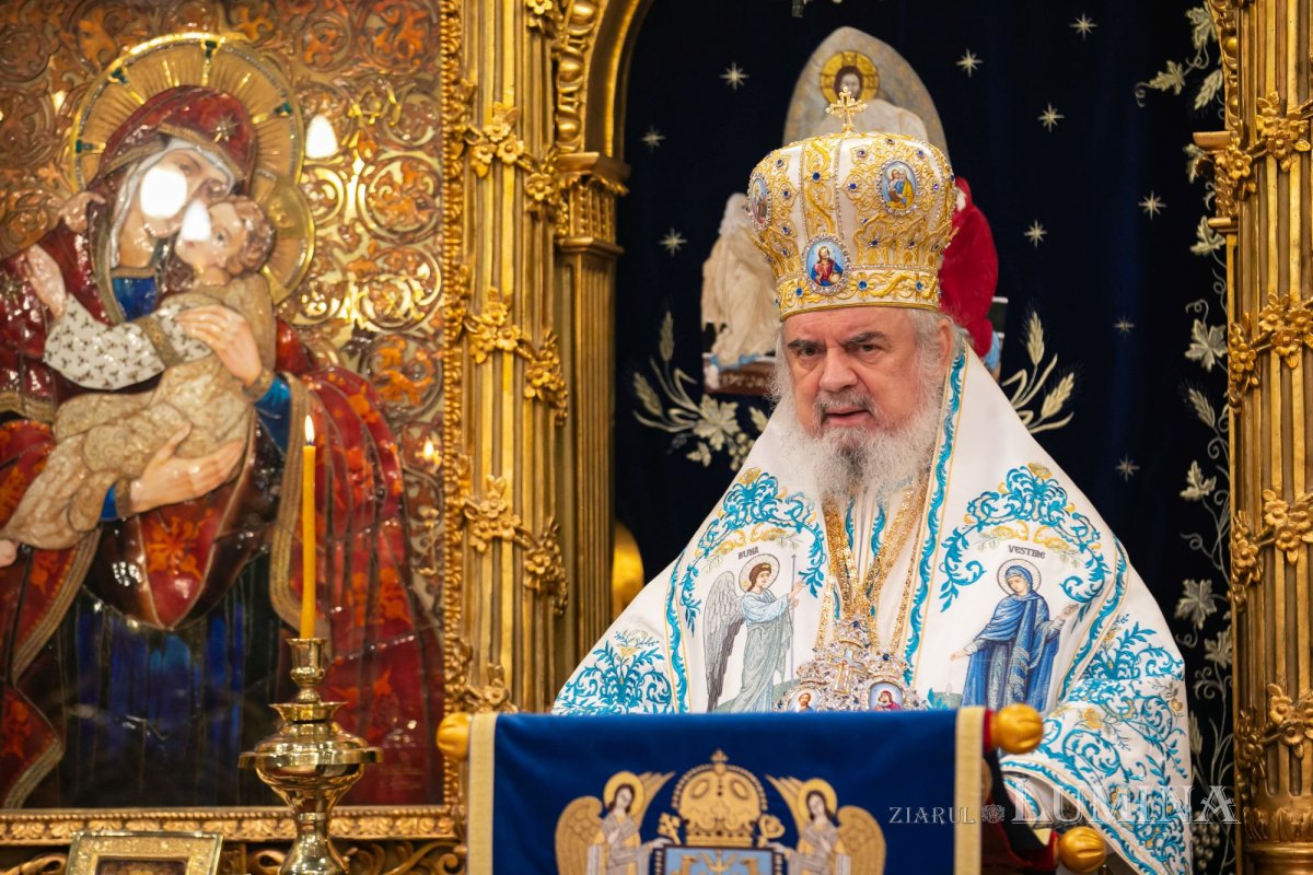 „Întruparea Fiului veșnic al lui Dumnezeu este o lucrare a întregii Sfinte Treimi” 248215