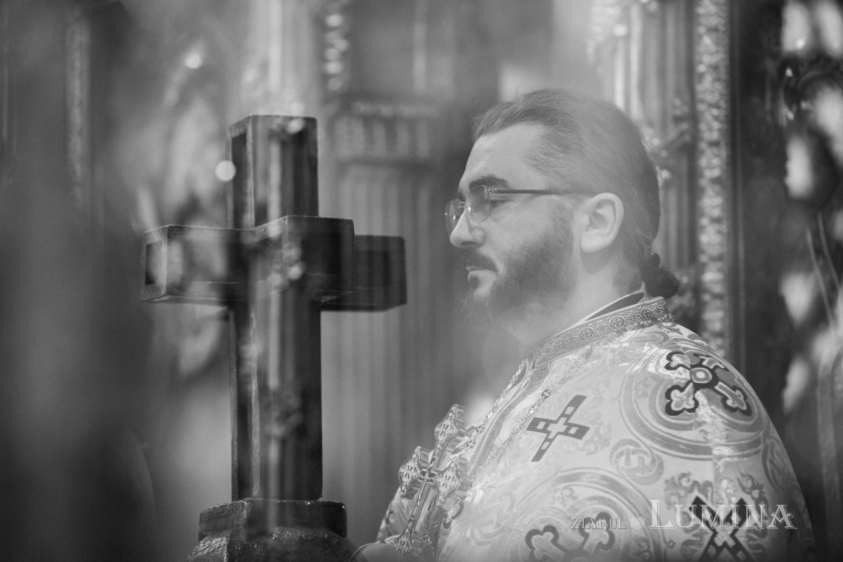 „Întruparea Fiului veșnic al lui Dumnezeu este o lucrare a întregii Sfinte Treimi” 248228