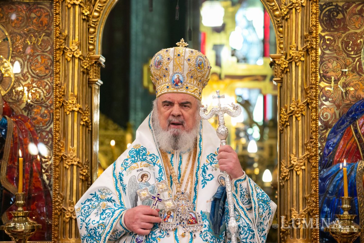 „Întruparea Fiului veșnic al lui Dumnezeu este o lucrare a întregii Sfinte Treimi” 248236