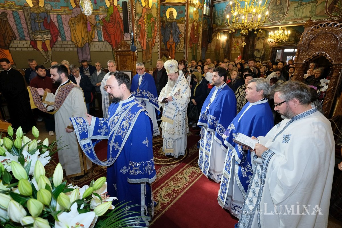 Zi de hram la Parohia „Buna Vestire”-Giulești din București 248252
