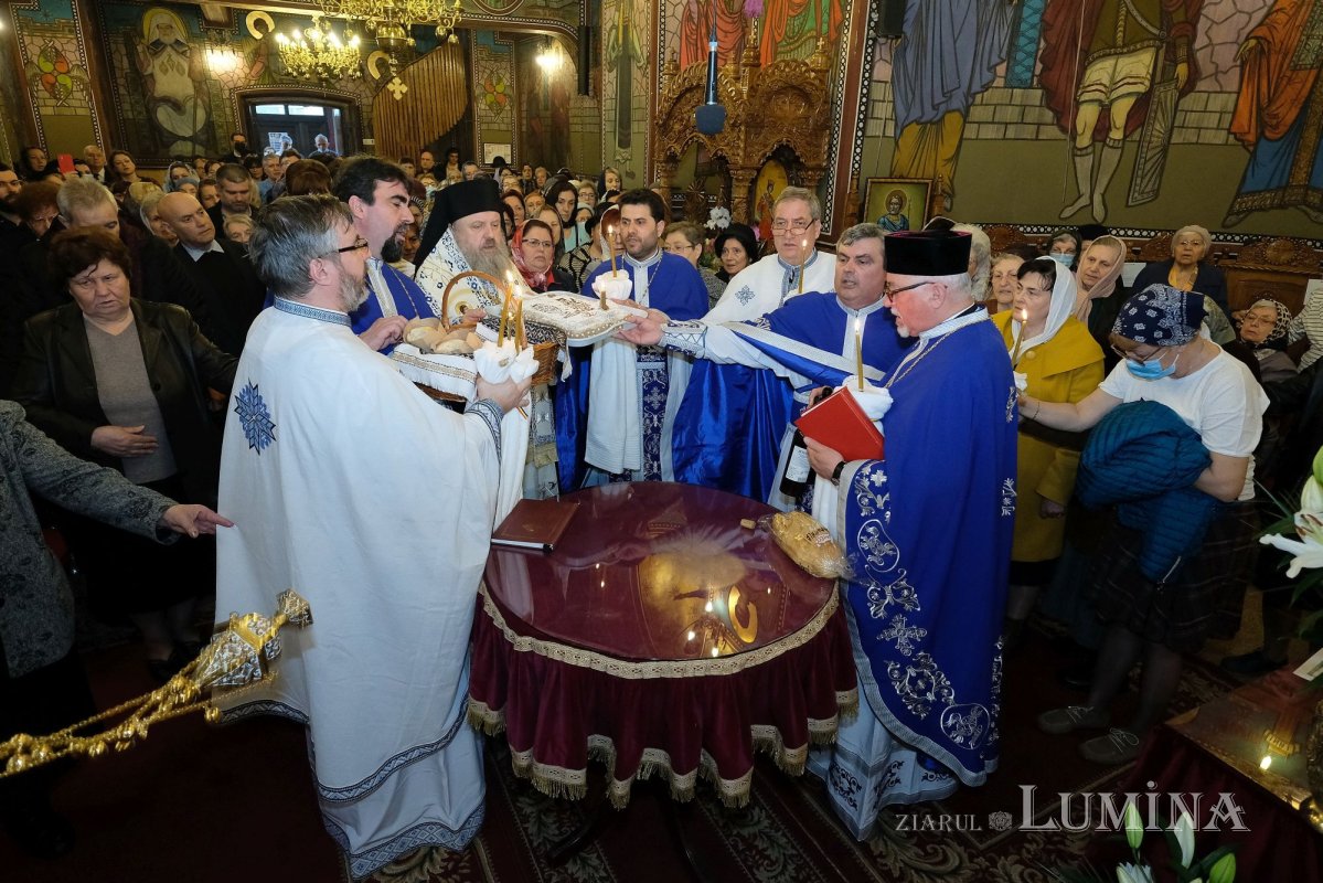 Zi de hram la Parohia „Buna Vestire”-Giulești din București 248270