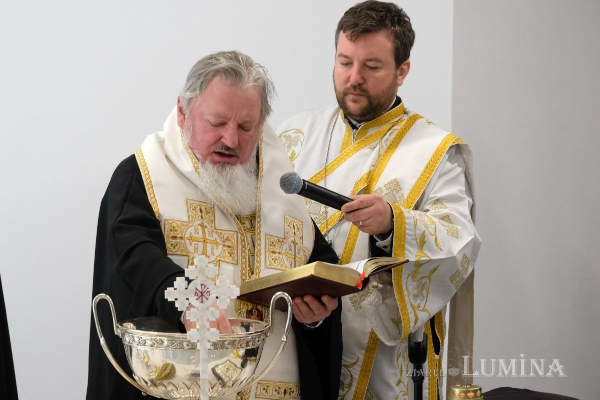 O nouă clădire redată frumuseții dintâi în Piața Romană  249149