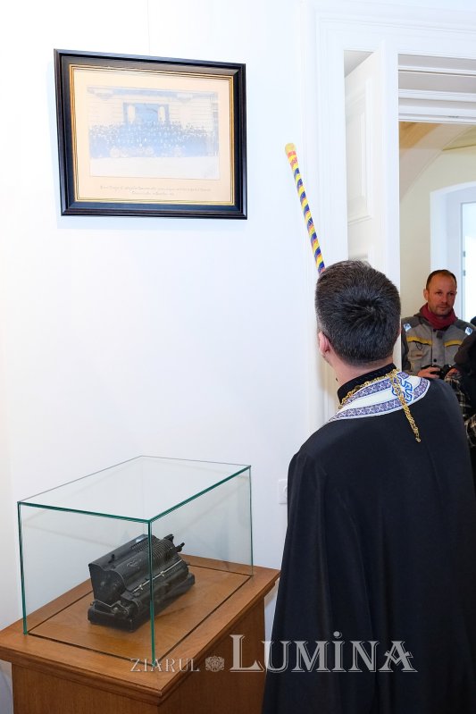 O nouă clădire redată frumuseții dintâi în Piața Romană  249158