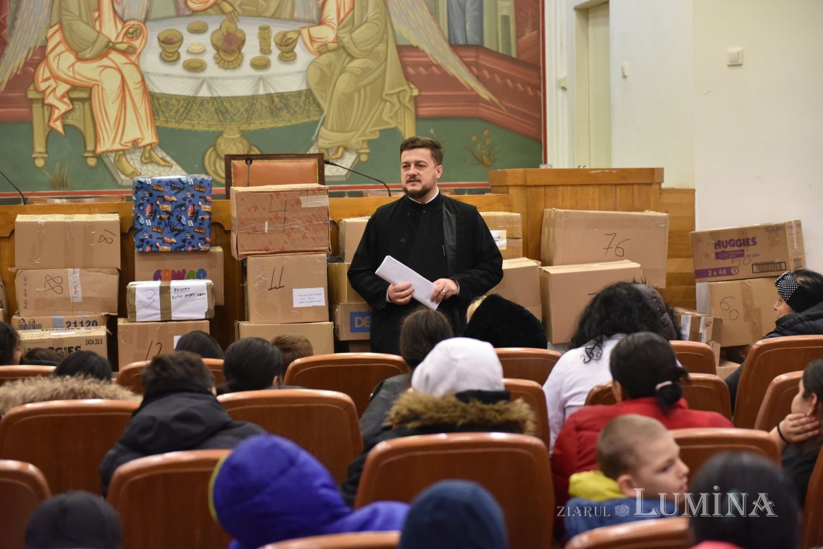 Proiectul „Îmbracă un copil de Paști”  în Protoieria Sector 3 Capitală 249308