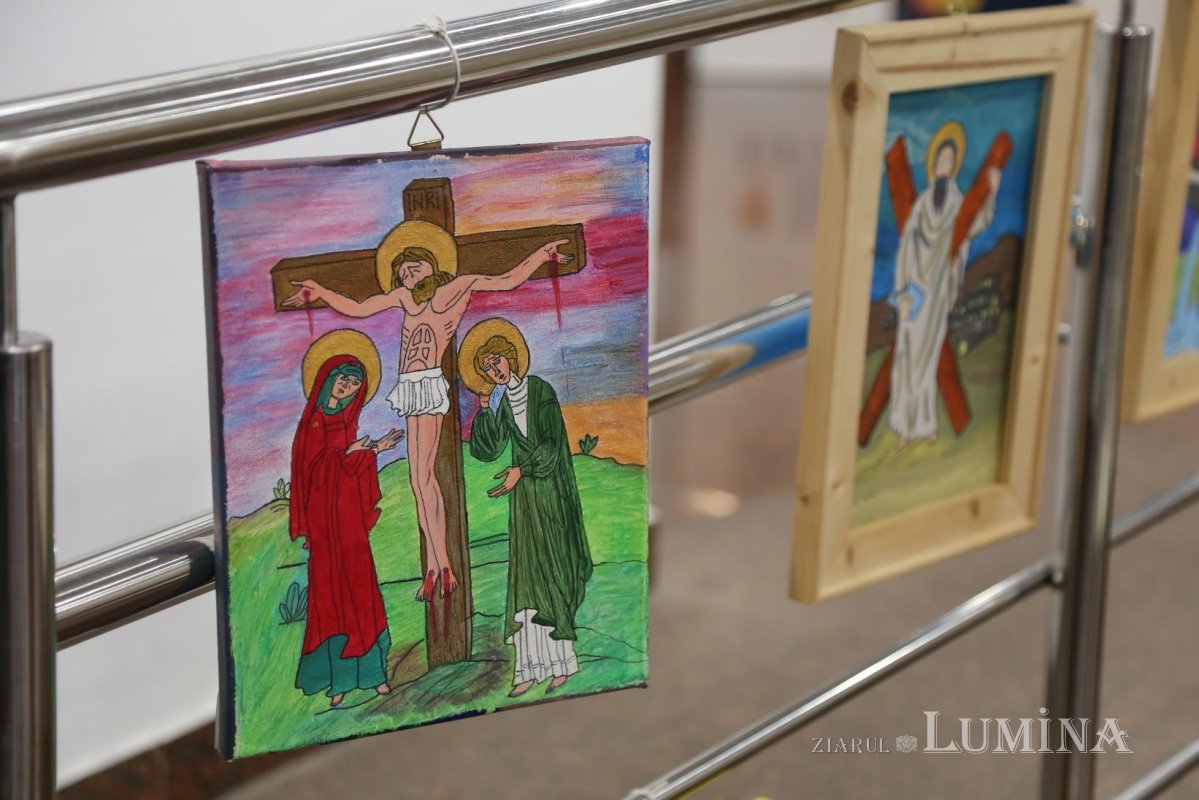 Premierea elevilor câștigători la concursul „Bucuria Învierii” 249361