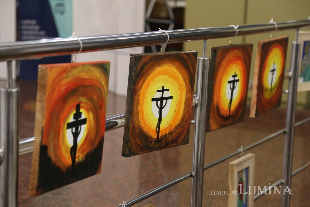 Premierea elevilor câștigători la concursul „Bucuria Învierii” 249363