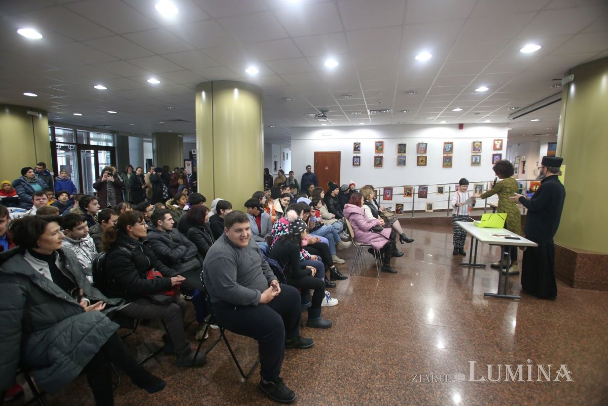 Premierea elevilor câștigători la concursul „Bucuria Învierii” 249374