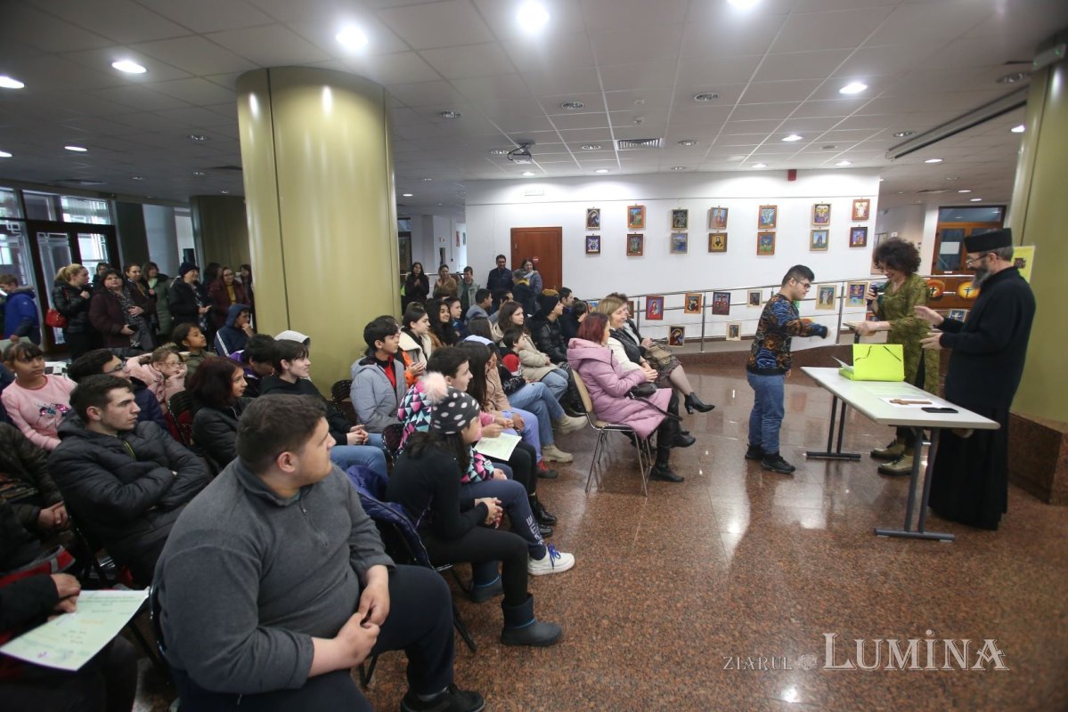 Premierea elevilor câștigători la concursul „Bucuria Învierii” 249375