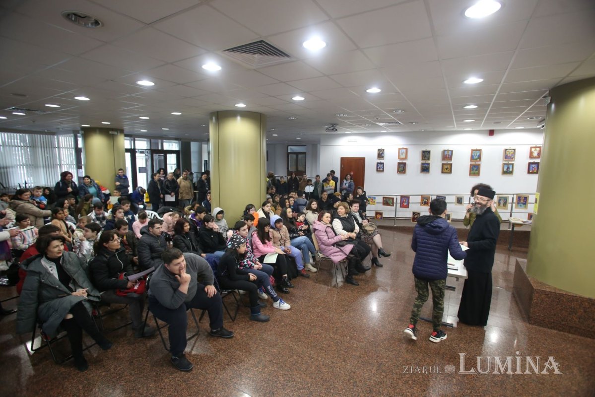 Premierea elevilor câștigători la concursul „Bucuria Învierii” 249376